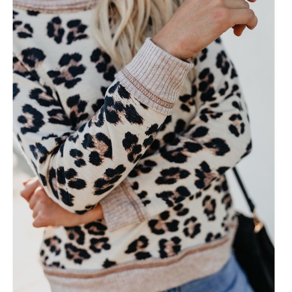 Wild and Free Top - Picture 3 of 6